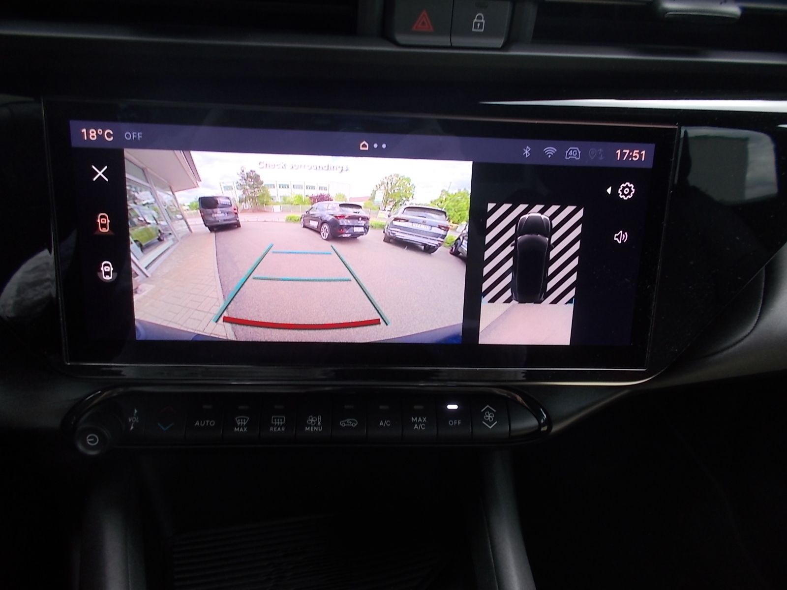 Fahrzeugabbildung Alfa Romeo Junior Ibrida Speciale 1.2 VGT Mild Hybrid