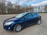 Ford Focus Diesel 2.0 Titanium - Ford Focus aus 2011: 2.0