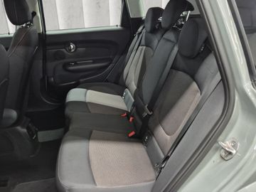 MINI Cooper Clubman - 11