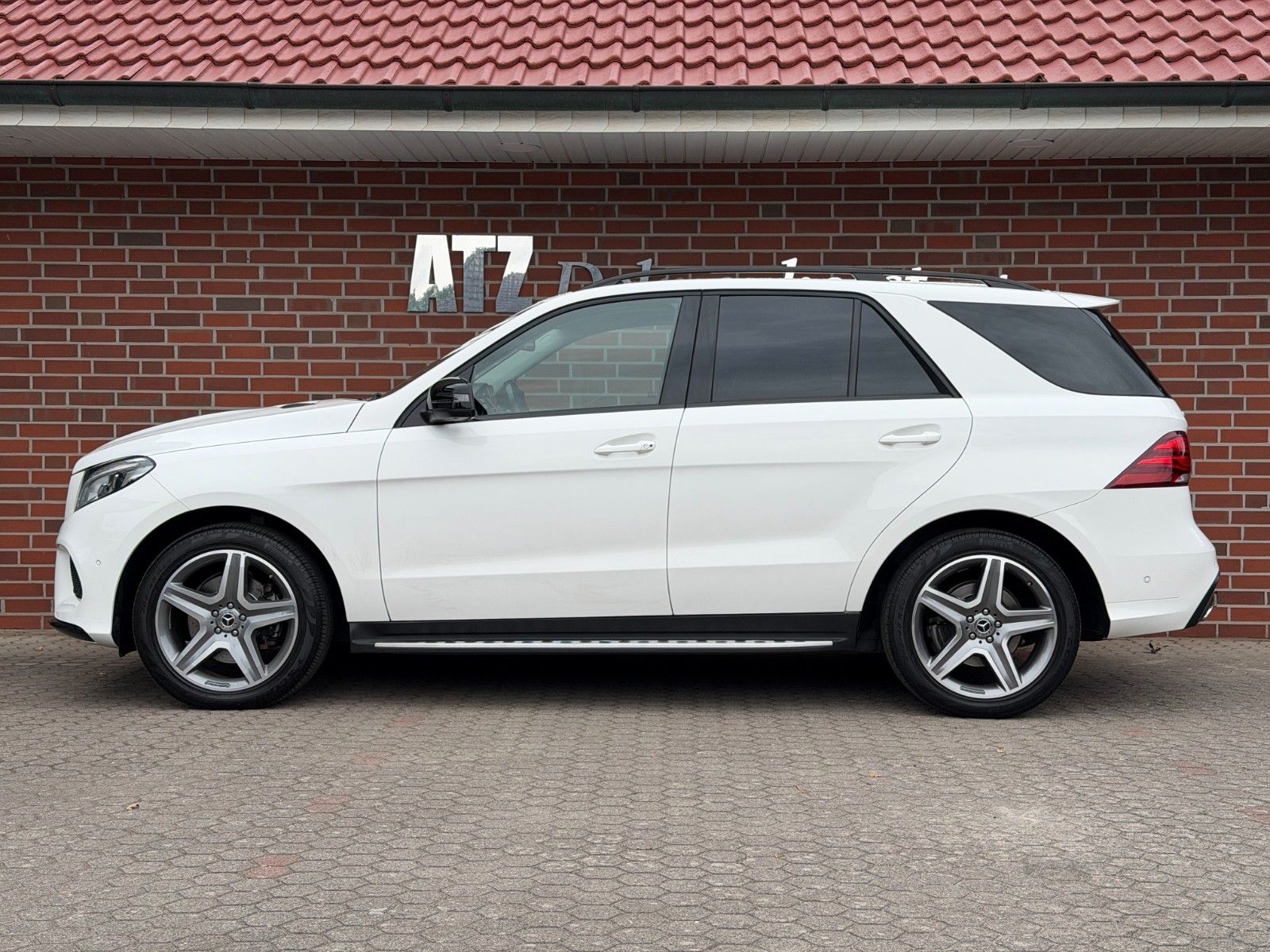 Mercedes-Benz GLE 350 d 4Matic Schiebedach Nappa 360° Leder foto 2