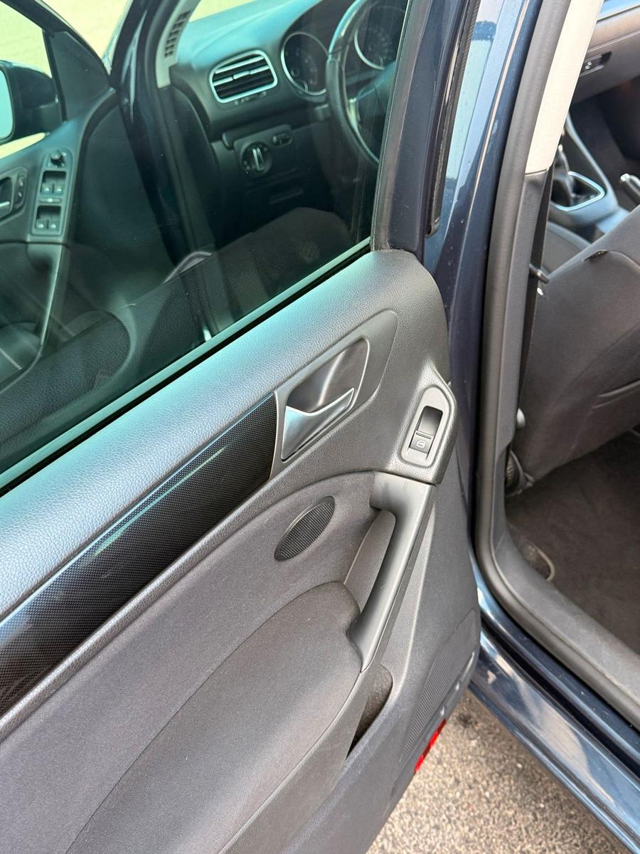 Volkswagen Golf 2012 — photo 11
