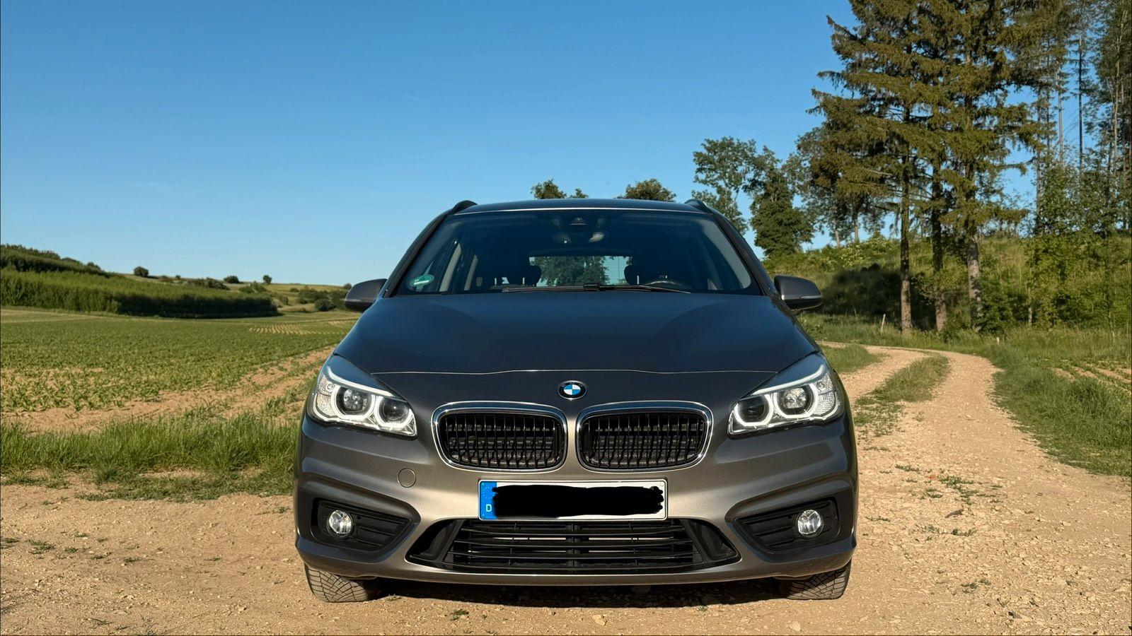 BMW 220