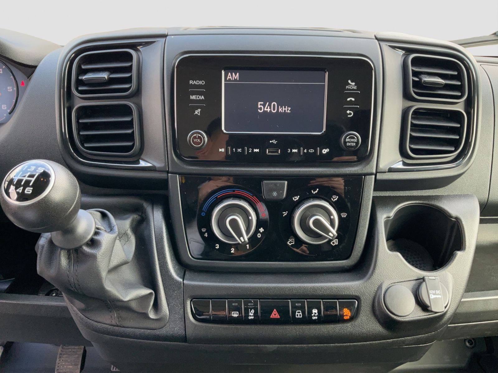 Fahrzeugabbildung Fiat Ducato 35 L2H2 140 Multijet Klima Kamera