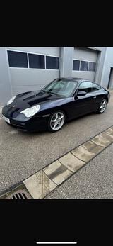 Porsche 911 Carrera 4 - Porsche aus 2002: 911 Carrera