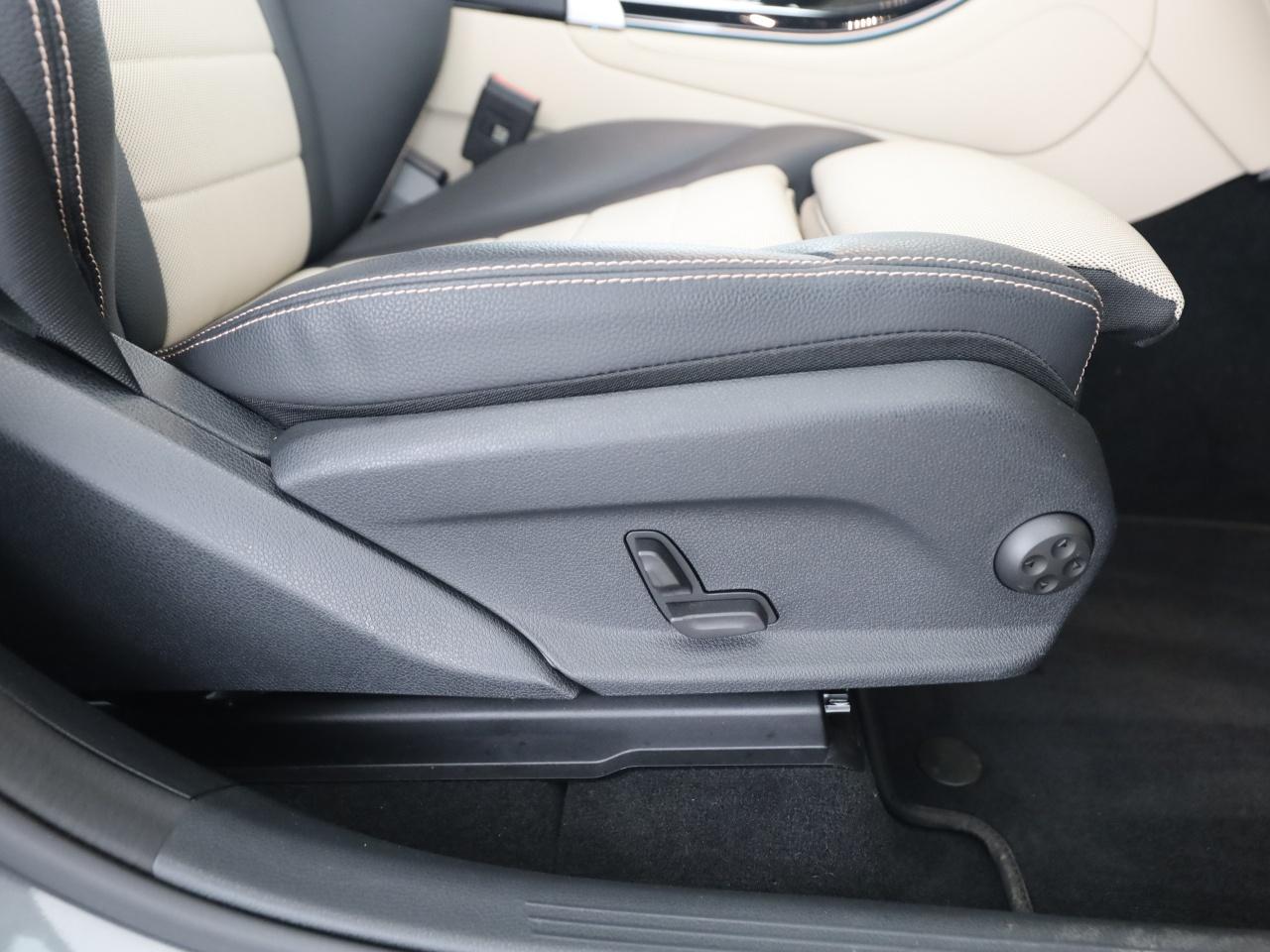 Mercedes-Benz EQC 400 4M AMG Distronic 20'' MBUX