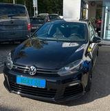 Volkswagen Golf VI R 4Motion - Volkswagen Golf mit Benzin-Antrieb: Sportwagen, Automatik