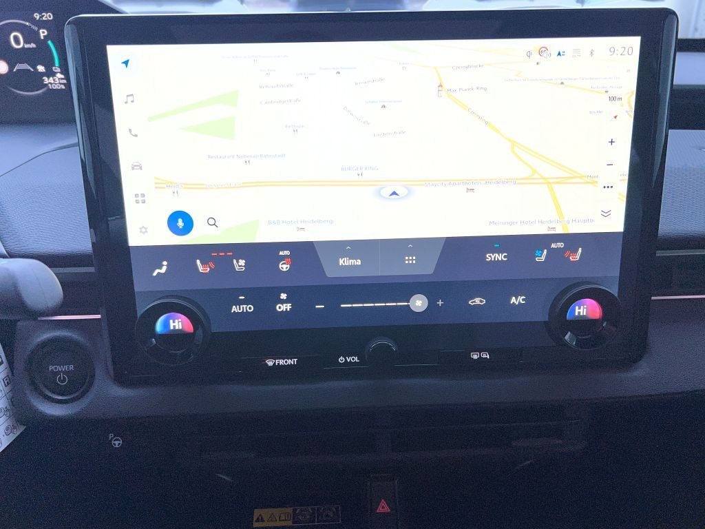Fahrzeugabbildung Toyota bZ4X AWD Lounge 360,KlimaA,LED,Navi,SHZ,SoundSys
