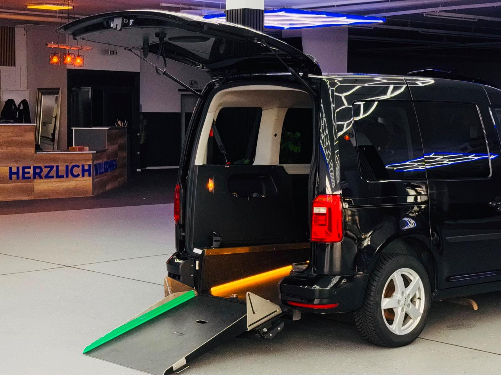 Volkswagen Caddy -DSG-Behindertengerecht-Rampe, миниатюра 2