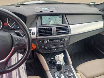 BMW X6 - 12