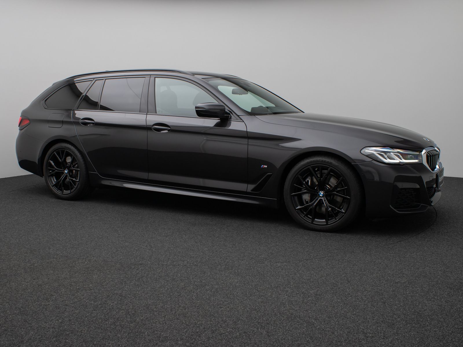 Fahrzeugabbildung BMW 540d xD M Sport Kamera Laser HUD DAB H/K Komfort