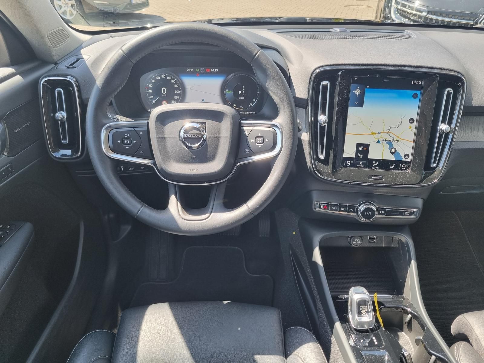 Fahrzeugabbildung Volvo XC40 T5 Recharge Inscription
