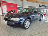 Audi A4 1.8 T tiptronic - gebrauchte Audi A4 aus dem Jahr 1998
