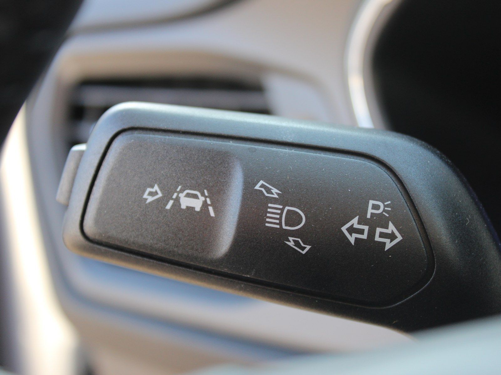 Fahrzeugabbildung Ford Focus Titanium X 1,0 EcoBoost