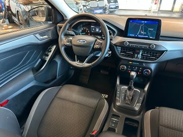Ford Focus *1.HAND*19%*LED*LKHZ*SPORT*CARPLAY*TEMPO