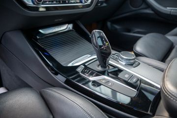 Fahrzeugabbildung BMW X3 30d xDrive M-SPORT|PANO|HUD|ACC|LED|STANDH.