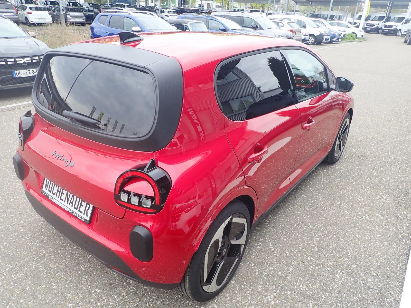Fahrzeugabbildung Renault Twingo E-TECH elektrisch Techno 80hp Urban Range