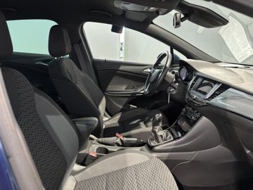 Fotografie 6 des Opel Astra 1.2 Turbo Start/Stop GS Line