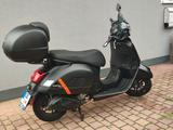 Vespa GTS300 Super Sport Weihnachtsüberraschung - VESPA GTS 300 SUPER SPORT
