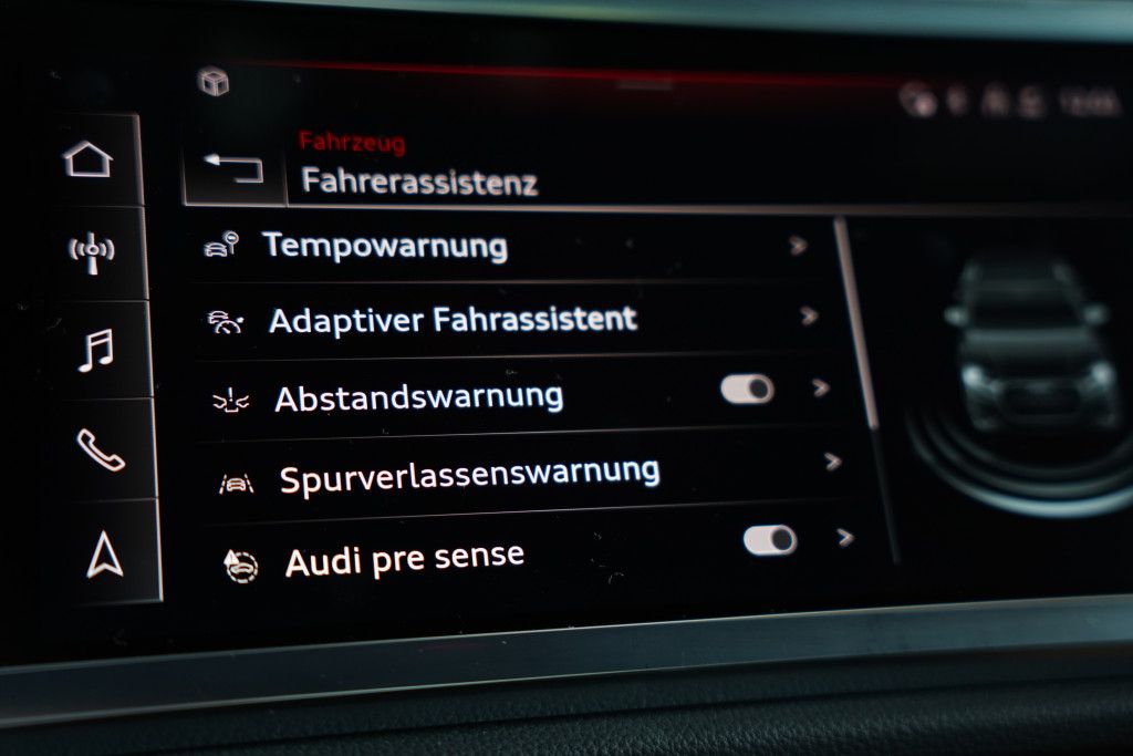 Audi Rsq3