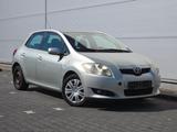 Toyota Auris 2.0 D-4D  - Toyota Auris in Mainz