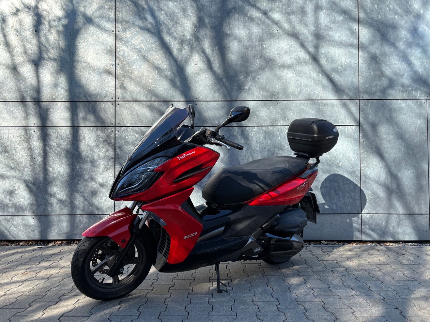 Fahrzeugabbildung Kymco K-XCT 300i