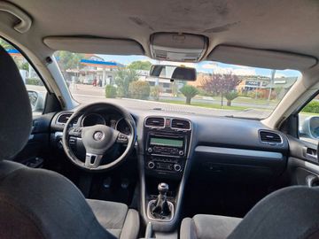 Volkswagen Golf - 4
