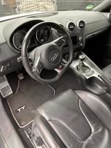 Audi TT Roadster 2.0 TFSI - - Audi TT aus 2009: Roadster