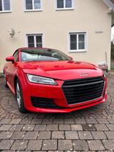 Audi TT Roadster 1.8 TFSI S tronic - - rote Audi TT