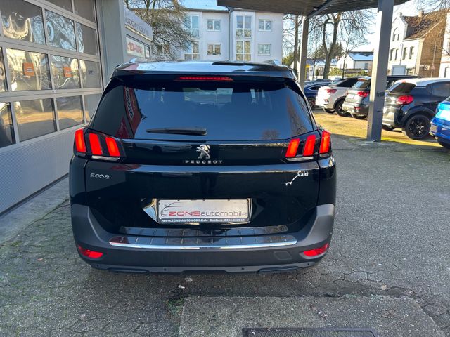 Fahrzeugabbildung Peugeot 5008 Crossway+Kamera+AHK+Navi+LED+BT+LM+WR+SHZ