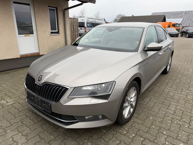 Skoda Superb 2.0 TDI Limo Style 4x4 AUTOMATIK LEDER