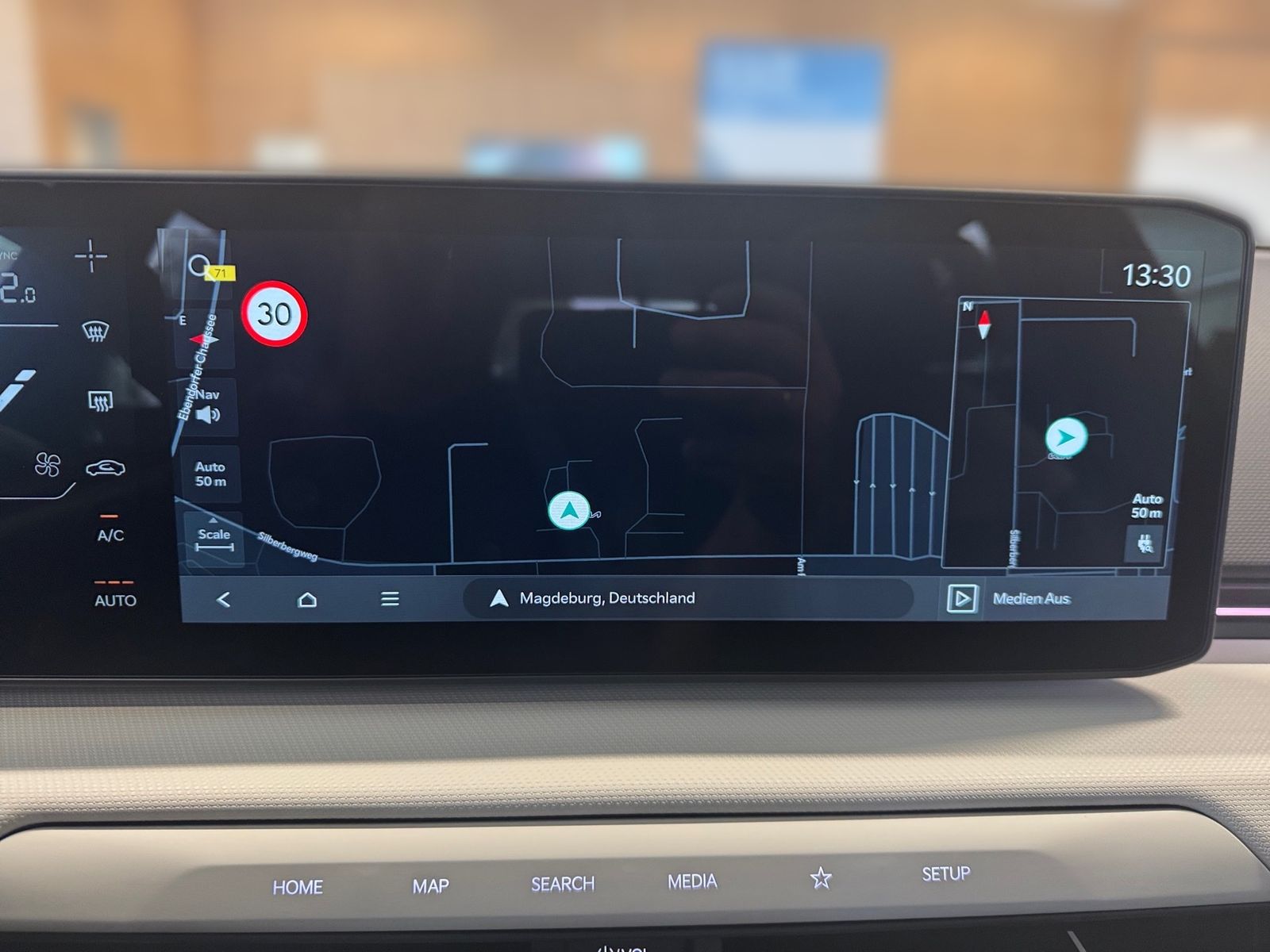 Fahrzeugabbildung Kia EV4 SD 81 FWD GTL DWP COM GD