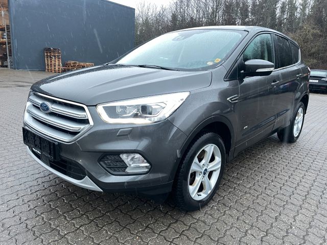 Ford Kuga 2,0 TDCi Titanium 179PS NR:41977