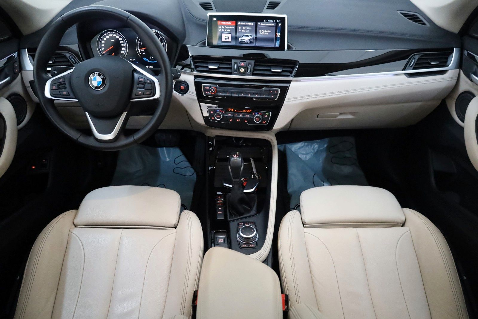 Fahrzeugabbildung BMW X1 xDrive 25 e Sport Line,Leder,Navi,LED,SH, +WR