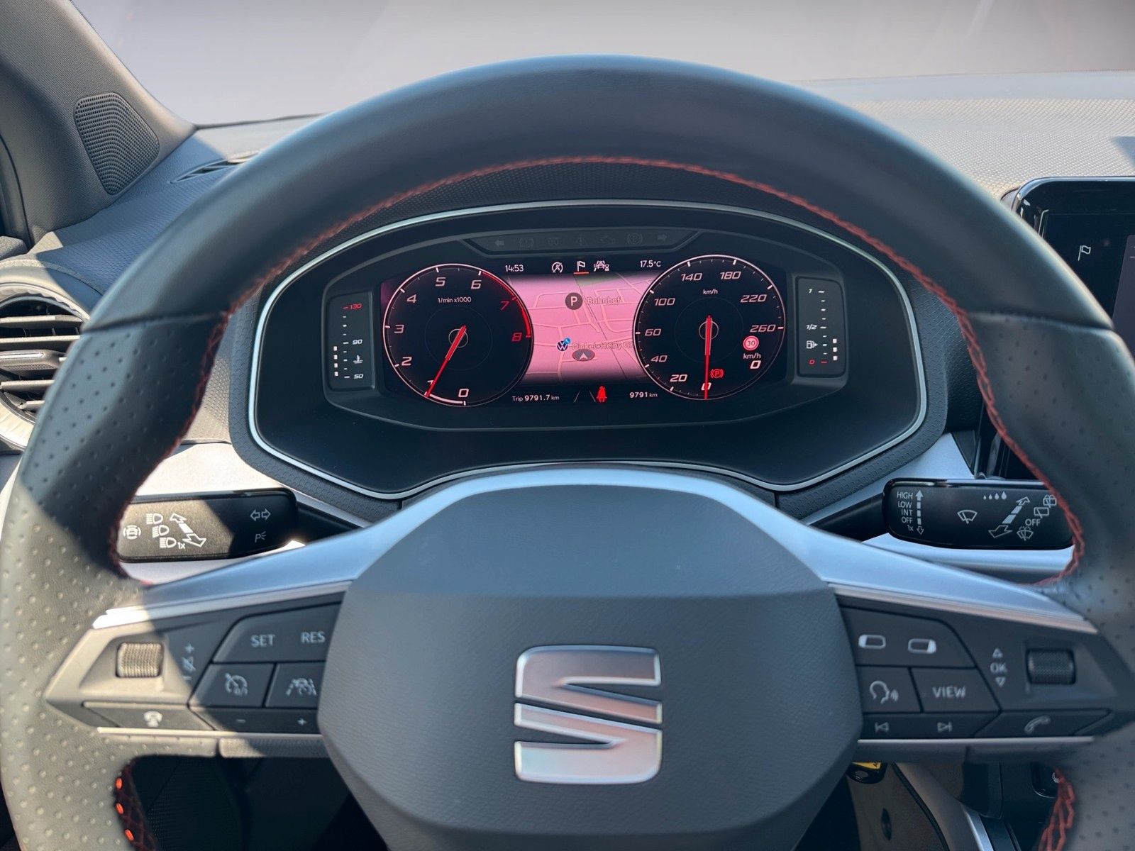 Fahrzeugabbildung SEAT Arona FR-Line 1.0 TSI