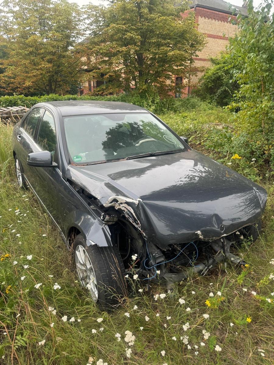 Mercedes-Benz C 180 C -Klasse Lim. C 180 CGI BlueEfficiency