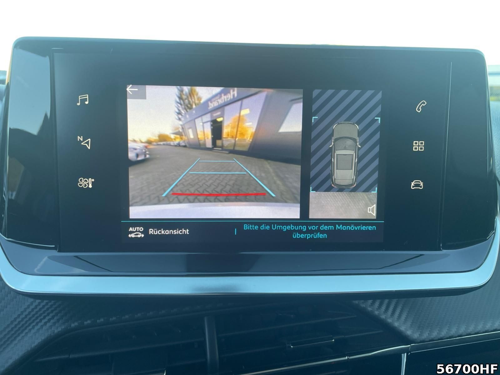 Fahrzeugabbildung Peugeot e-2008 Active*SITZHZG*PDC HI+CAM*CARPLAY*