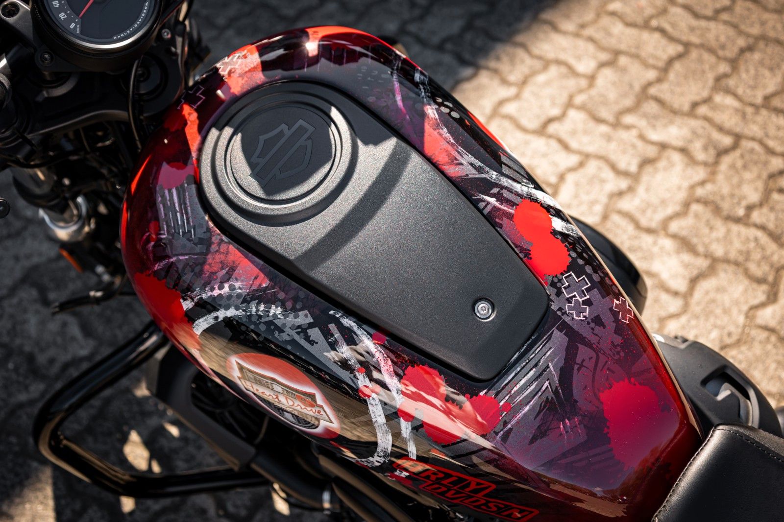 Fahrzeugabbildung Harley-Davidson Nightster RH975 - Jekill & Hyde -