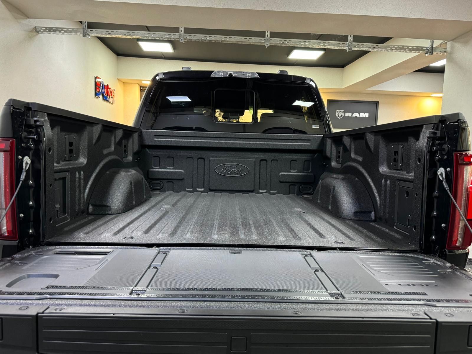 Fahrzeugabbildung Ford RAPTOR -R- SUPERCREW KOMPRESSOR V-8