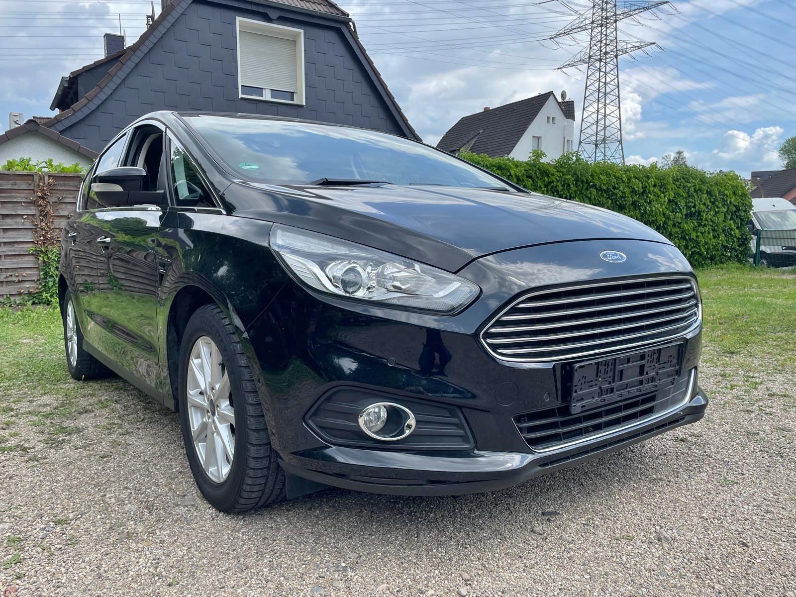 Ford S-Max 2.0 Aut. Titanium,Navi,8 fach,ACC,1.Hd