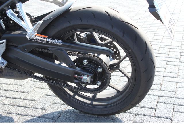 Honda CBR650R e-Clutch