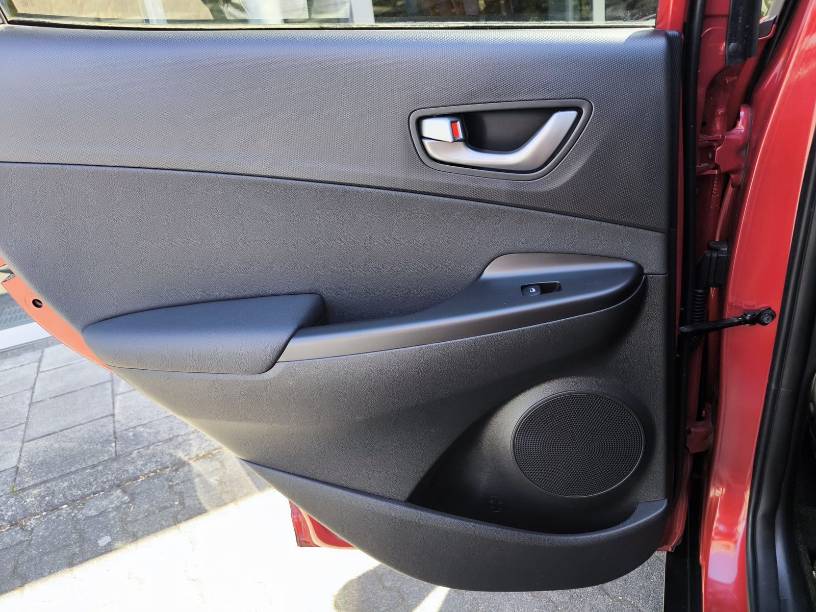 Fahrzeugabbildung Hyundai Kona Premium GLASD+LED+NAVI+KAM+SHZ+AHK+ACC+