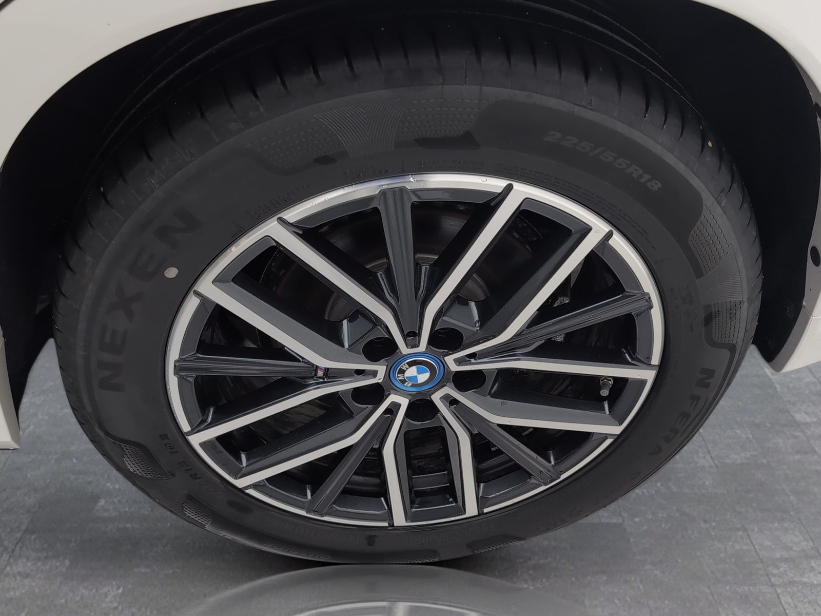 BMW iX1 - Bild 17