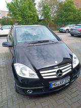 Mercedes-Benz A 180 BlueEFFICIENCY -KLIMA/PDC/17 ZOLL FELGEN  - Felgen 18 zoll gebraucht
