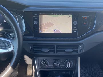 Volkswagen Polo - 11