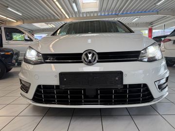 Volkswagen Golf - 3