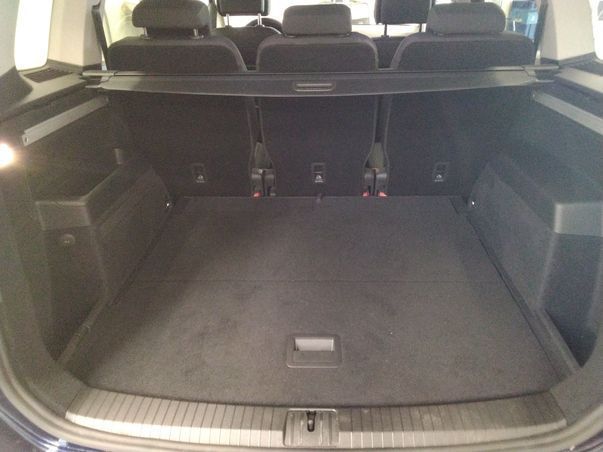 Volkswagen Touran - Bild 10