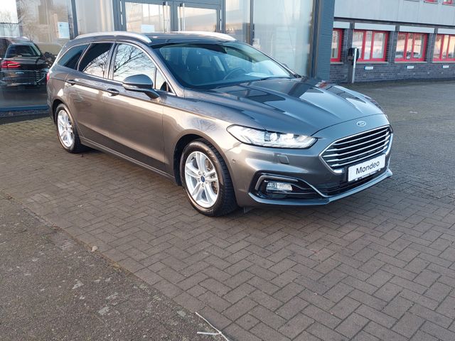 Ford Mondeo Turnier Titanium Kamera+AHK+LED+Sony