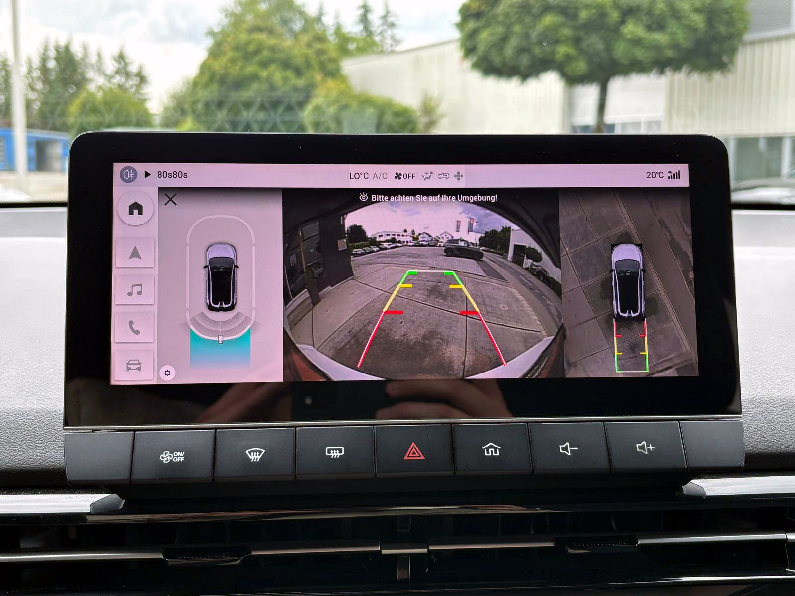 Fahrzeugabbildung MG MG4 Luxury 5D 150kW LED 360° ACC CarPlay BT NAV