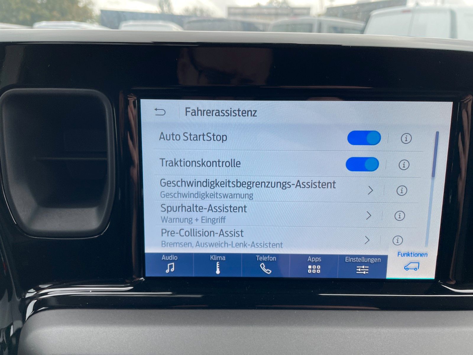 Fahrzeugabbildung Ford Transit Courier Trend Tageszulassung
