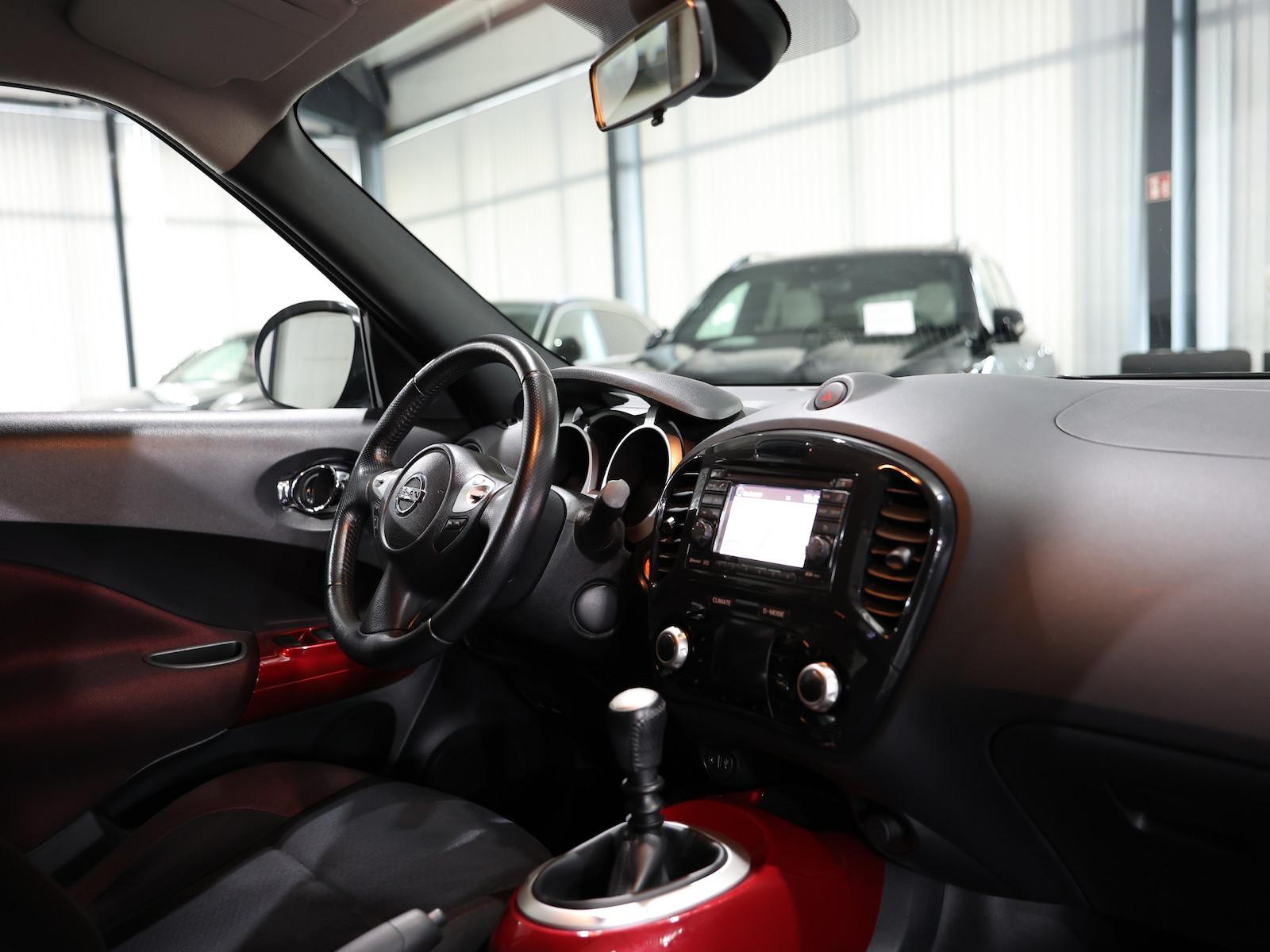 Nissan Juke 1.6 T TEKNA / NAVI+KAMERA / TEMPOMAT